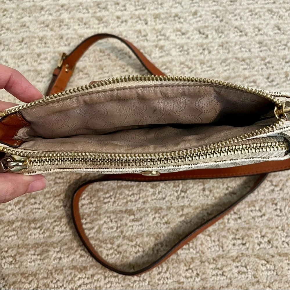 MICHAEL KORS Fulton Small White Saffiano Leather Crossbody Purse MK monogram - Picture 12 of 16